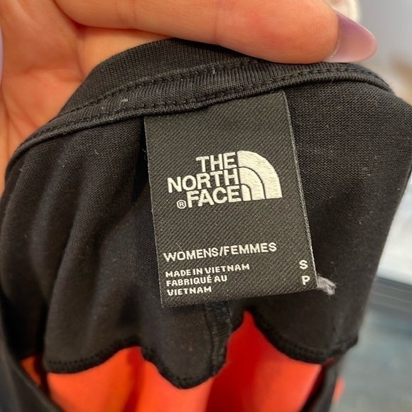 The North Face Women's North Dome Crop T-Shirt Size Small - Picture 3 of 10